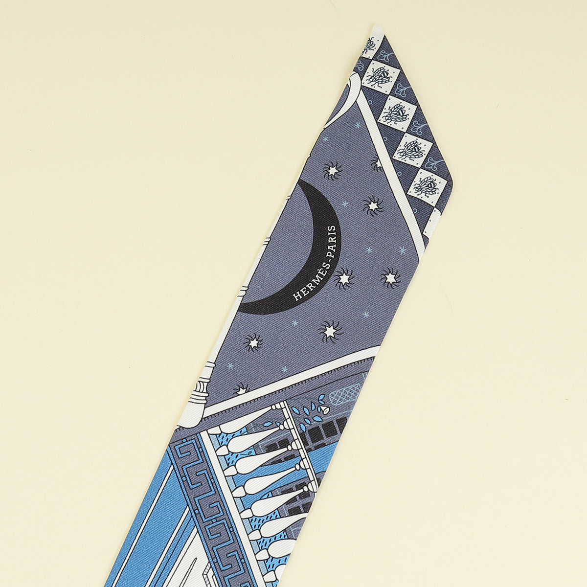 Hermes Bleu Multicolor Objets de Curiosités Printed Twilly