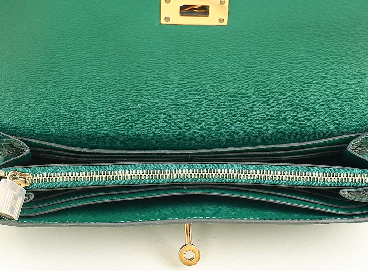 Hermes Vert Emeraude Classic Kelly Wallet