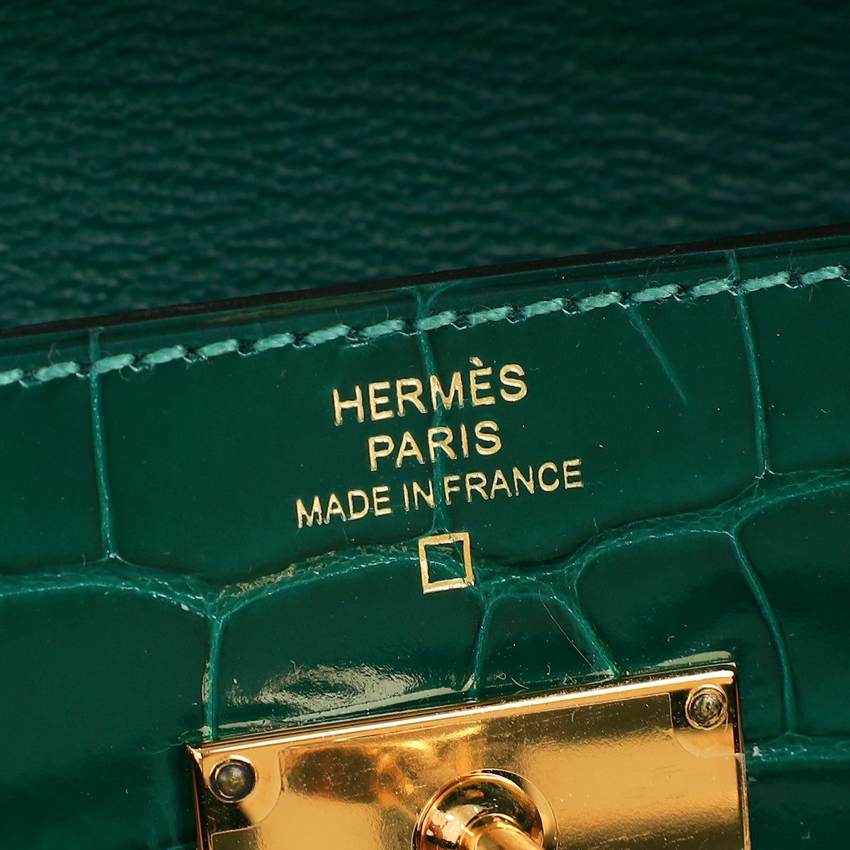 Hermes Vert Emeraude Classic Kelly Wallet