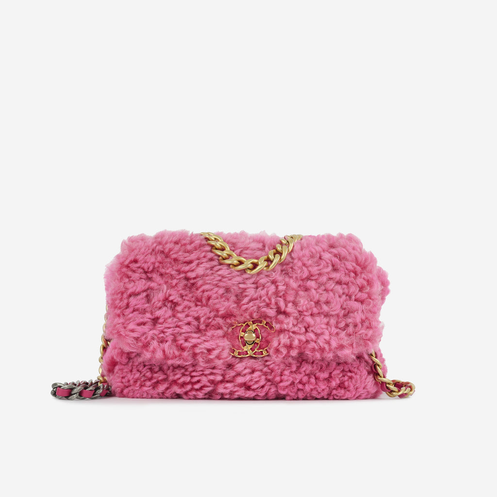 Chanel Chanel 19 - Small