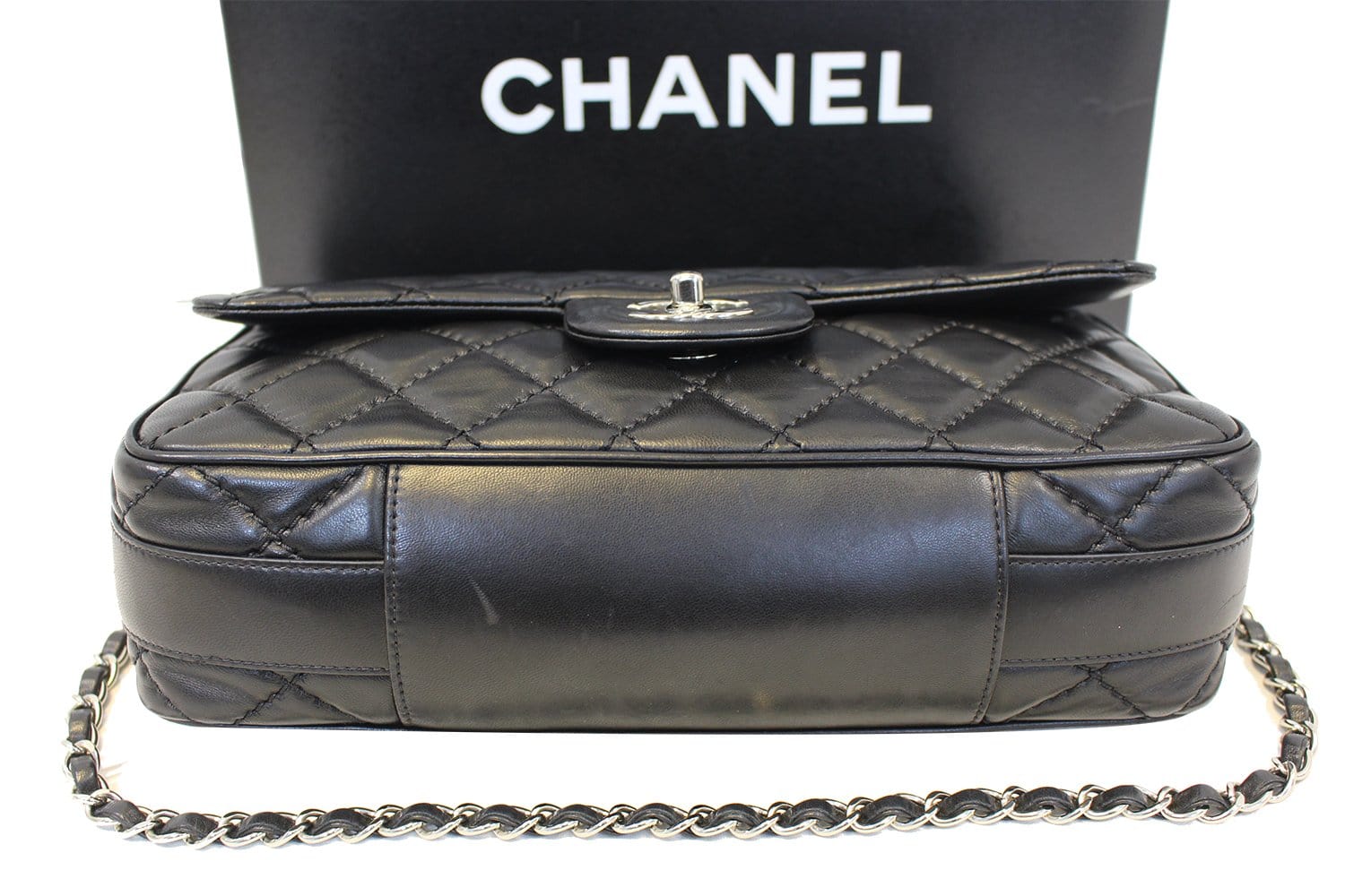 CHANEL Black Lambskin Leather Jumbo Flap Bag