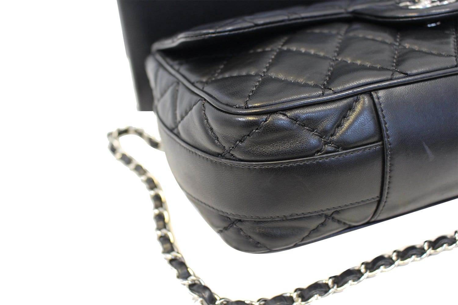 CHANEL Black Lambskin Leather Jumbo Flap Bag