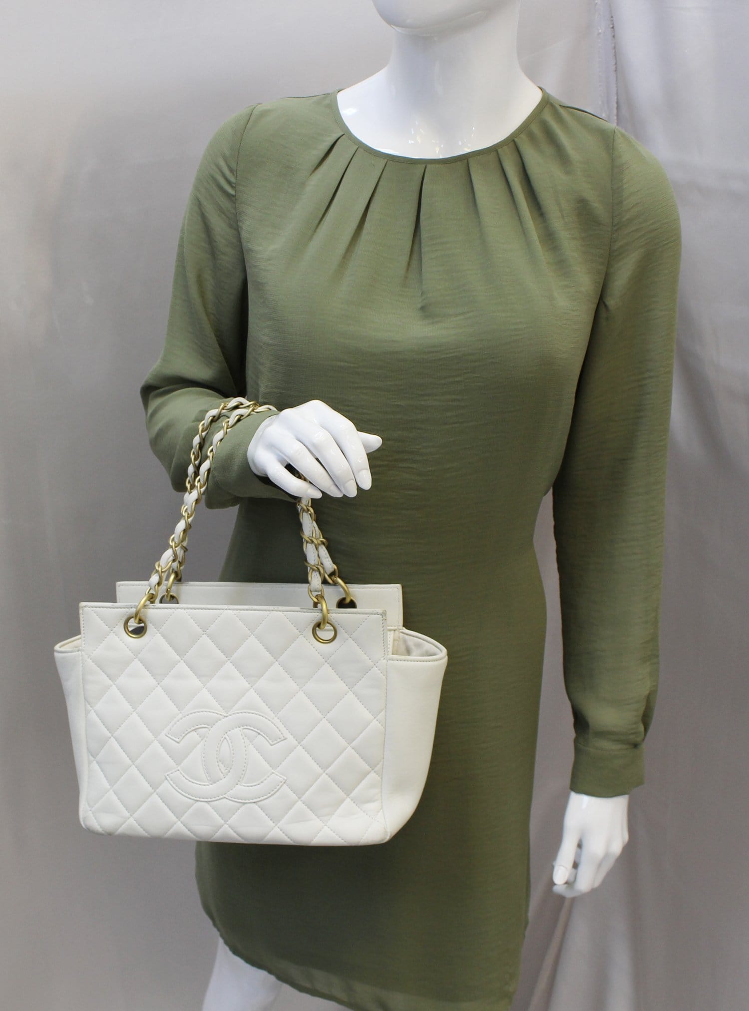 CHANEL Lamb Skin Chain Shoulder Bag