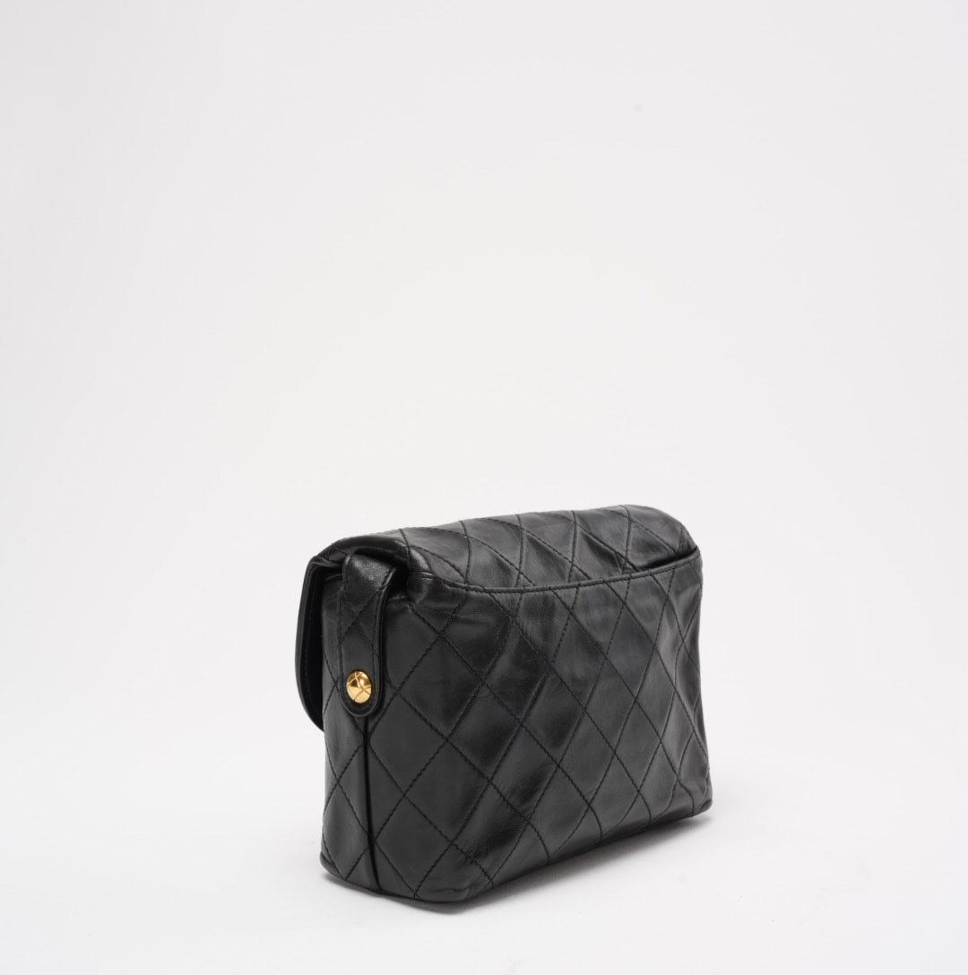 Chanel Vintage Camera Bag Black Leather with Gold Hardware