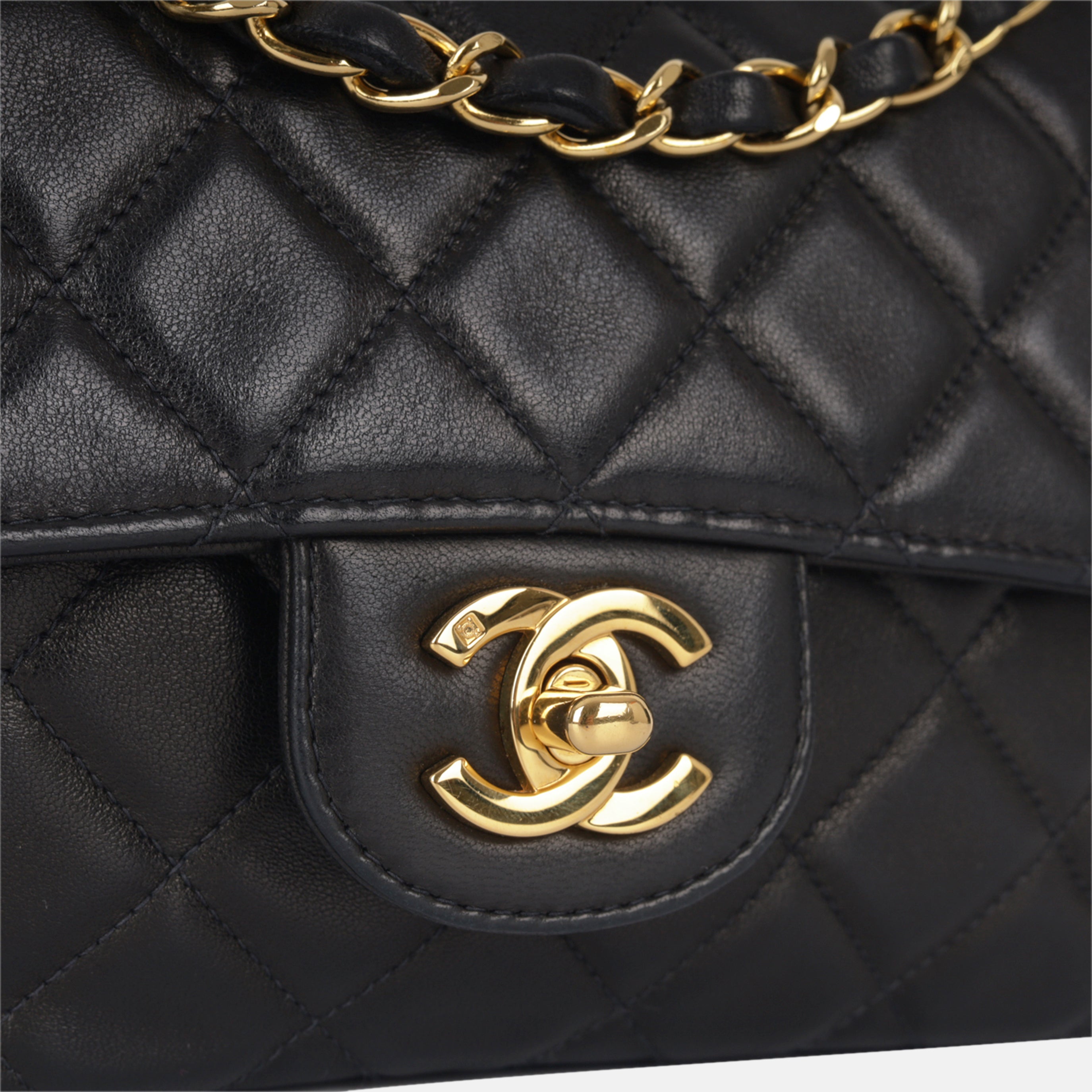 Chanel Vintage Single Flap Bag - Medium