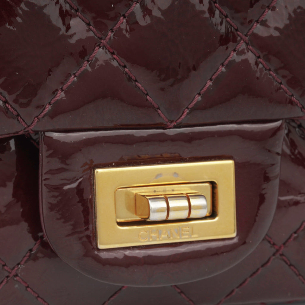 Chanel Mini Reissue 2.55 Handbag c