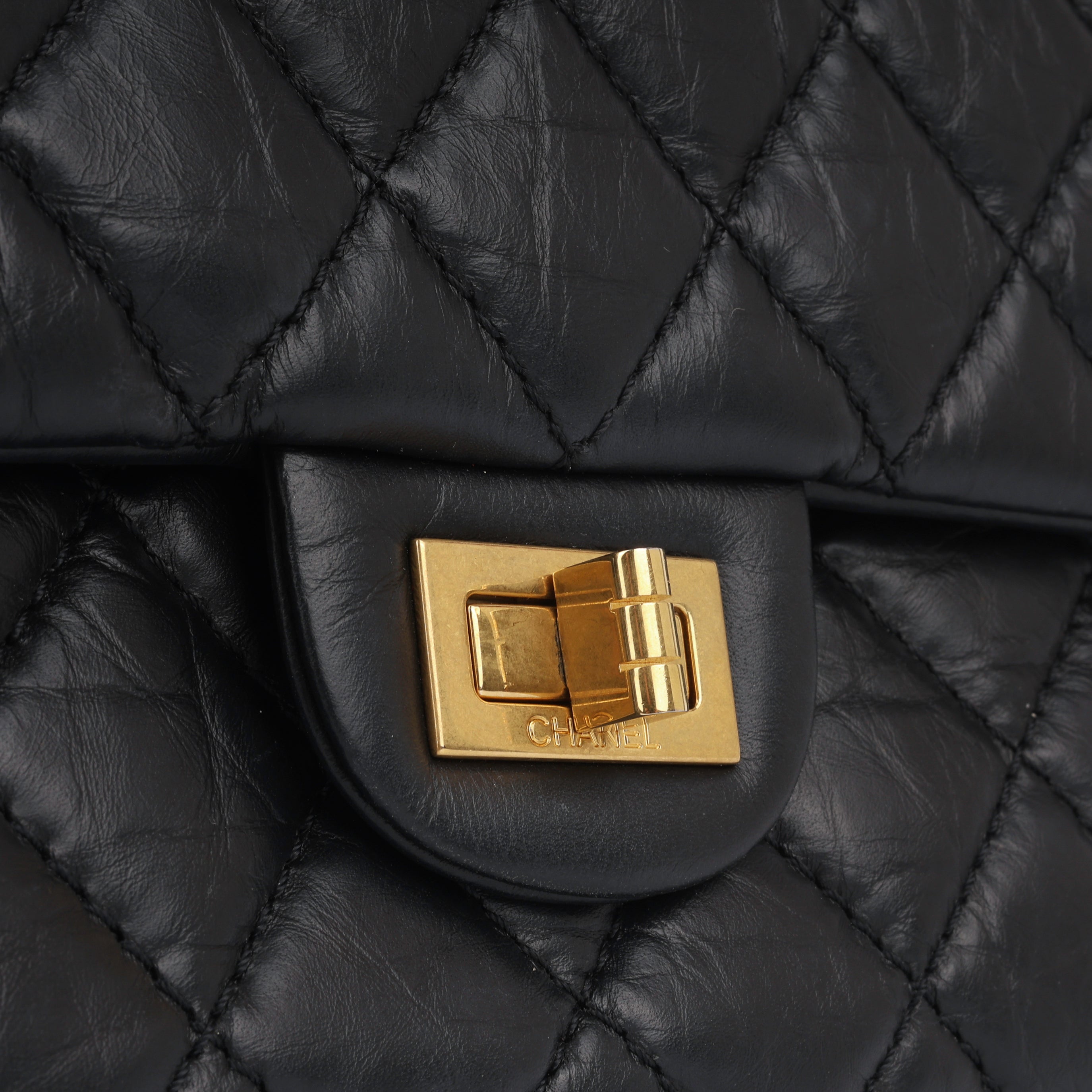 Chanel Reissue 2.55 Handbag 226