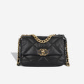 Chanel Chanel 19 - Small
