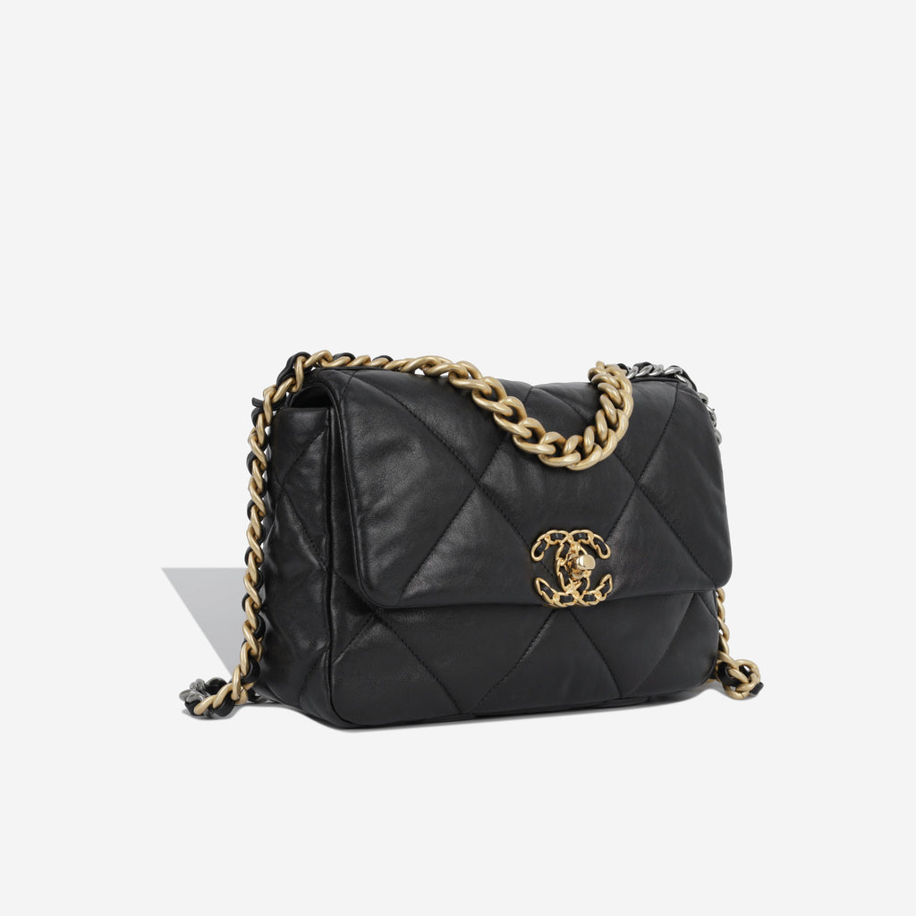 Chanel Chanel 19 - Small