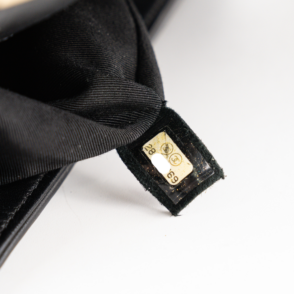 Chanel Old Medium Boy Chevron Black