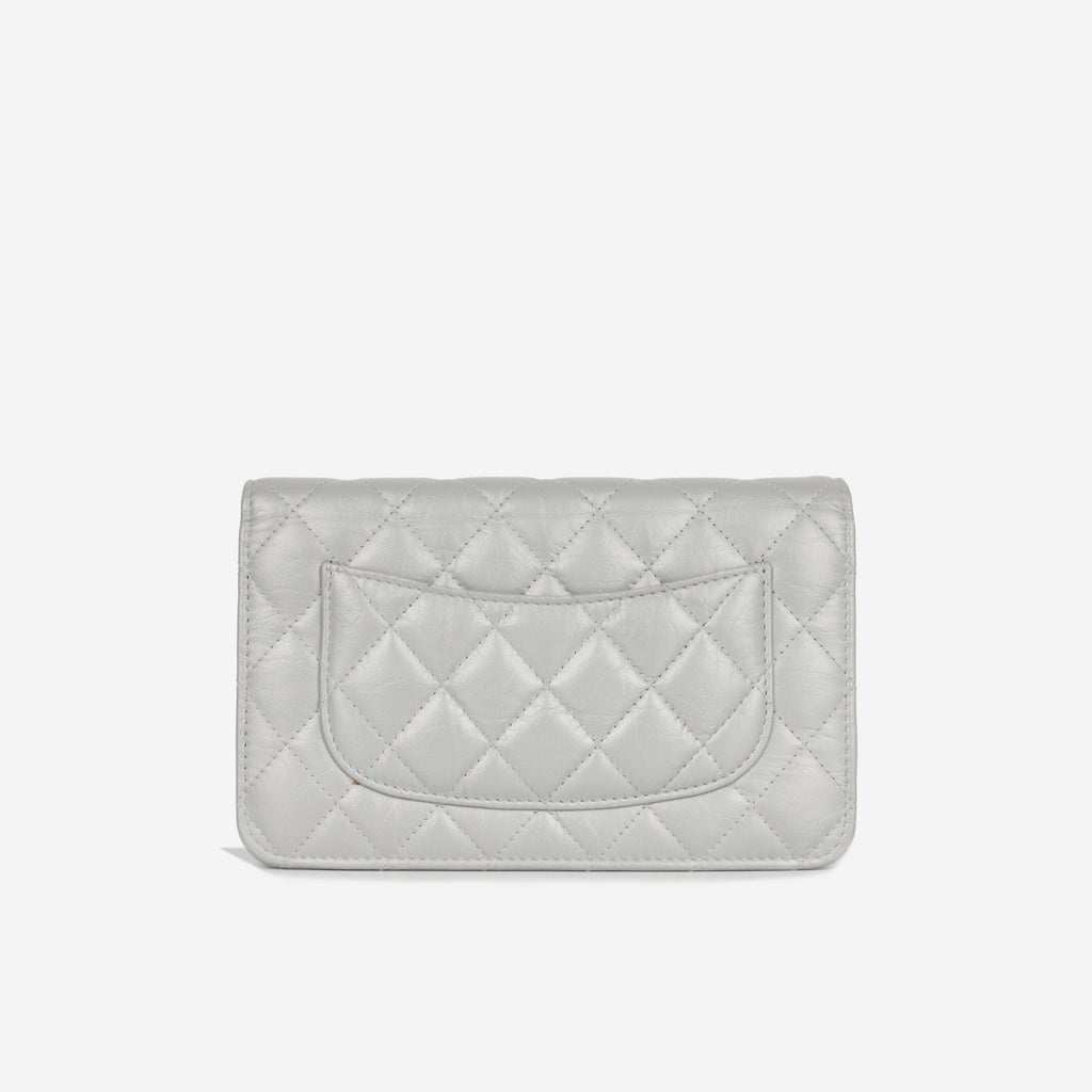 Chanel Re-issue Wallet on Chain