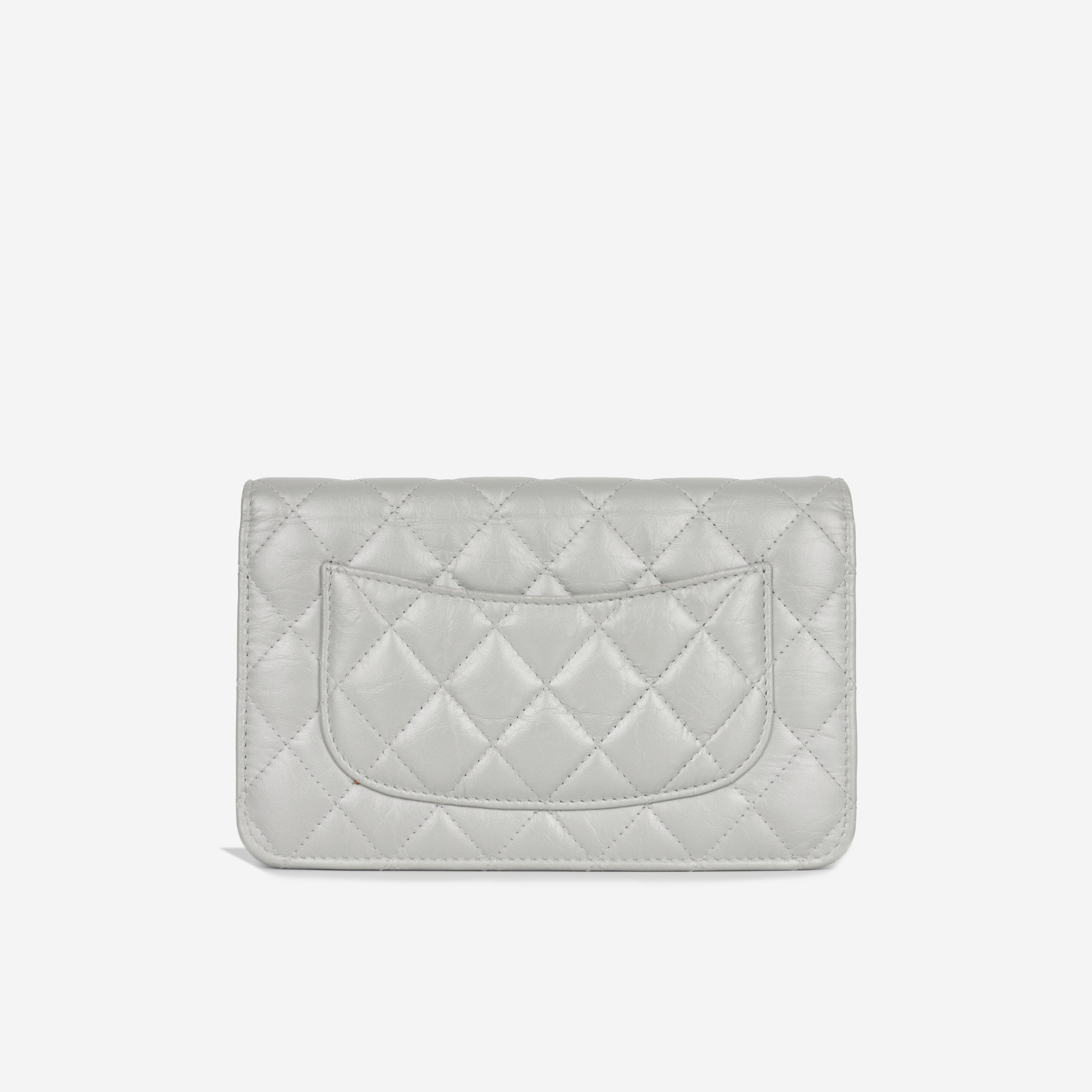 Chanel Re-issue Wallet on Chain