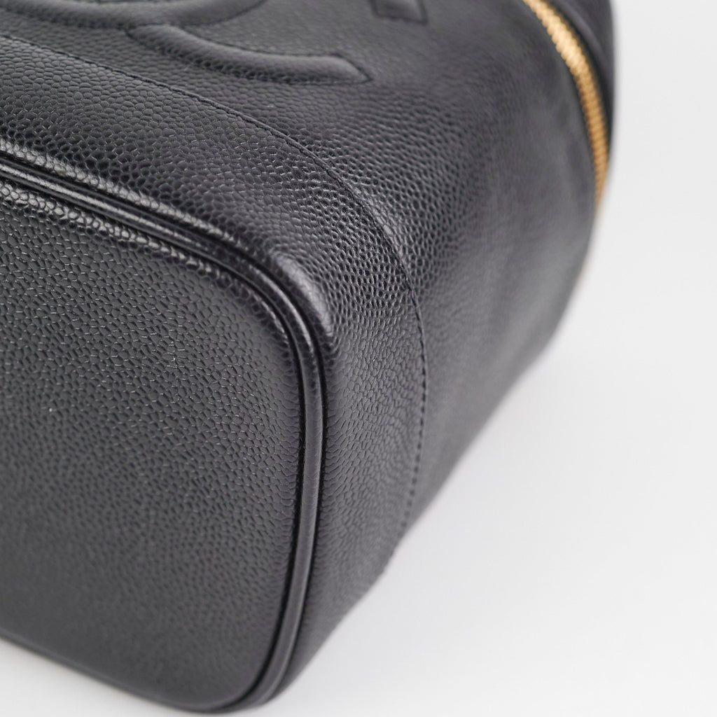 Chanel Vanity Caviar Black