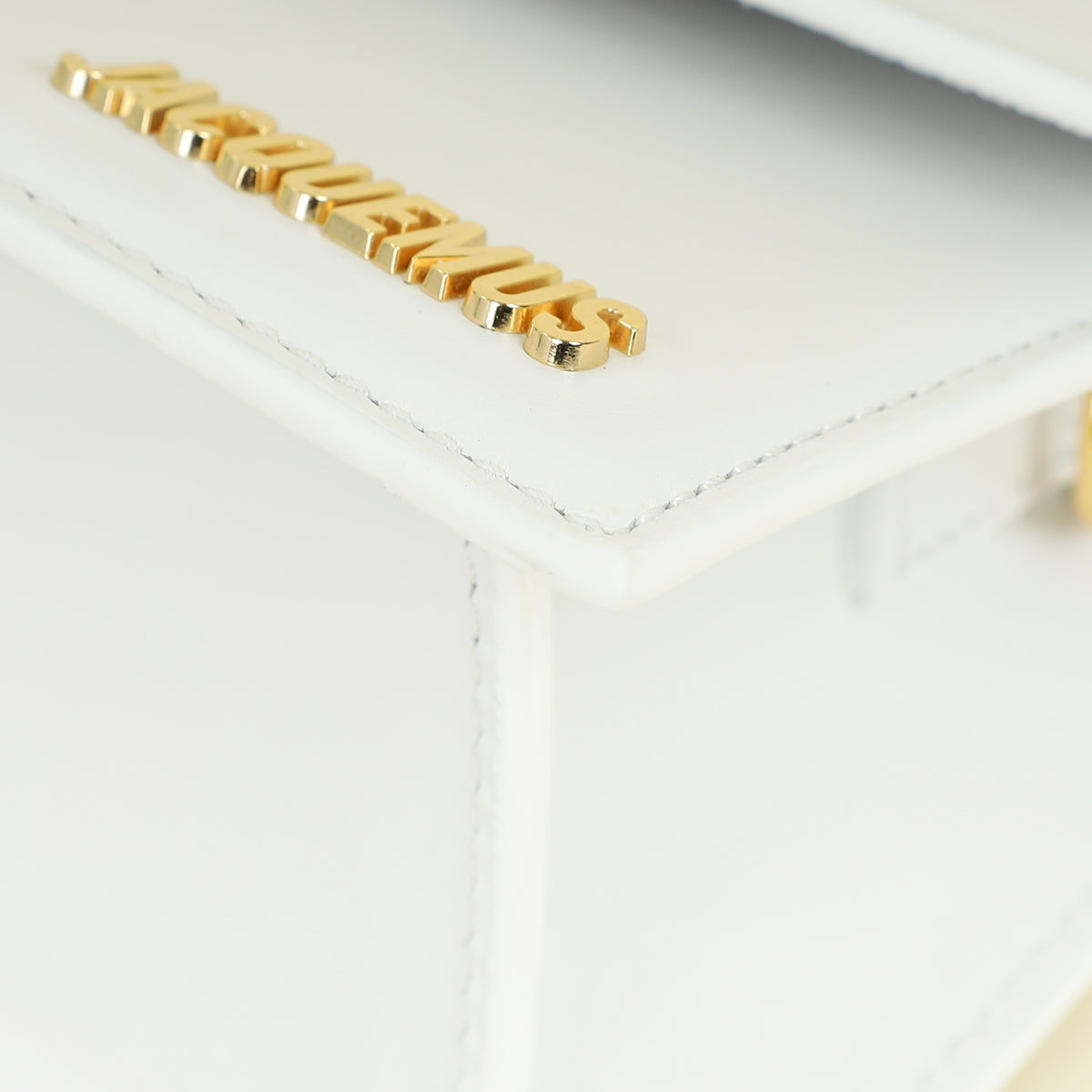 Jacquemus White Le Chiquito Moyen Bag