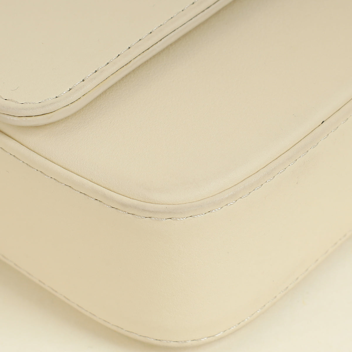 Jacquemus Light Beige Le Carinu Shoulder Bag