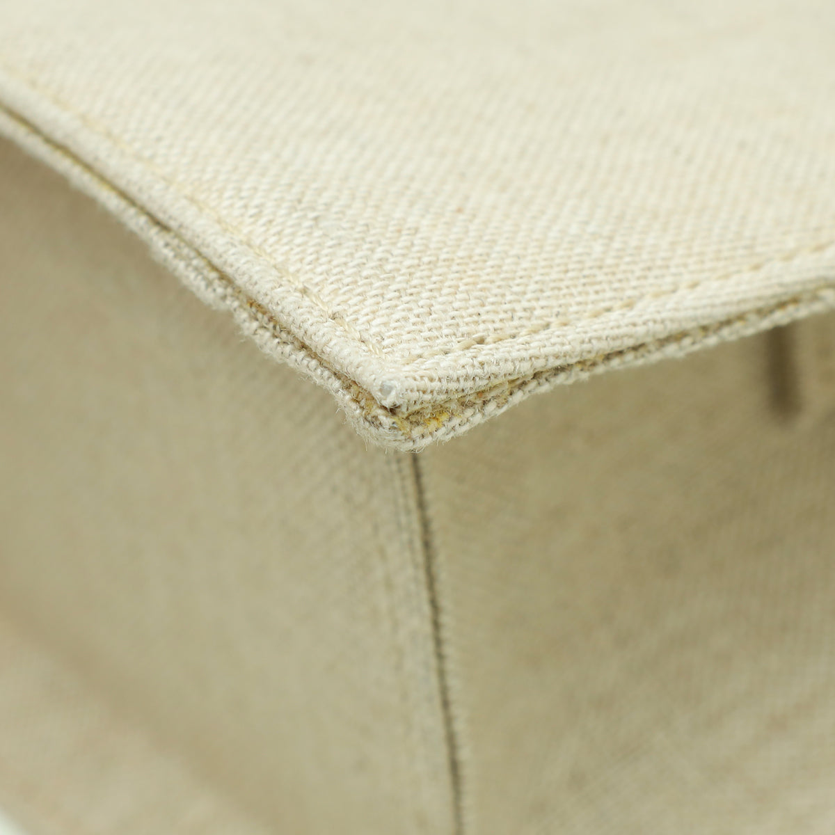 Jacquemus Greige Le Chiquito Moyen Les Classiques Bag
