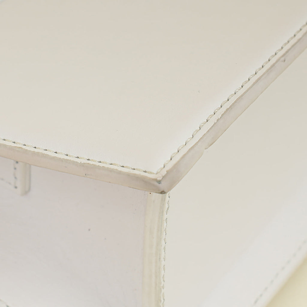 Jacquemus White The Medium Chiquito Bag
