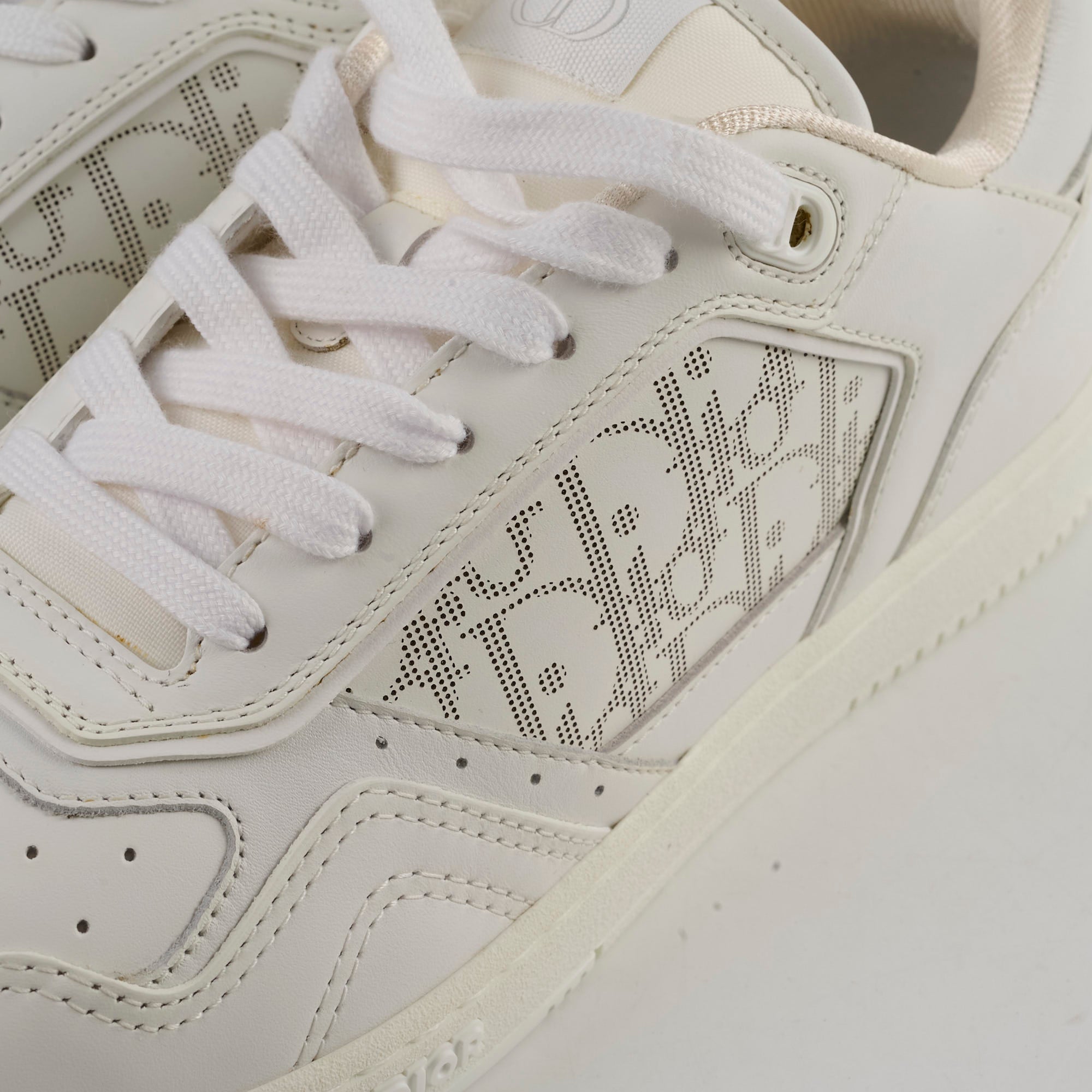 Christian Dior Men's Leather B27 Low Top Sneakers White Size 43
