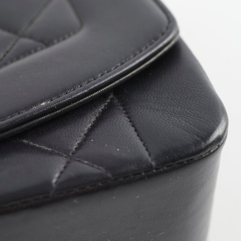 Chanel Small Vintage Diana Lambskin Black (4 Series)