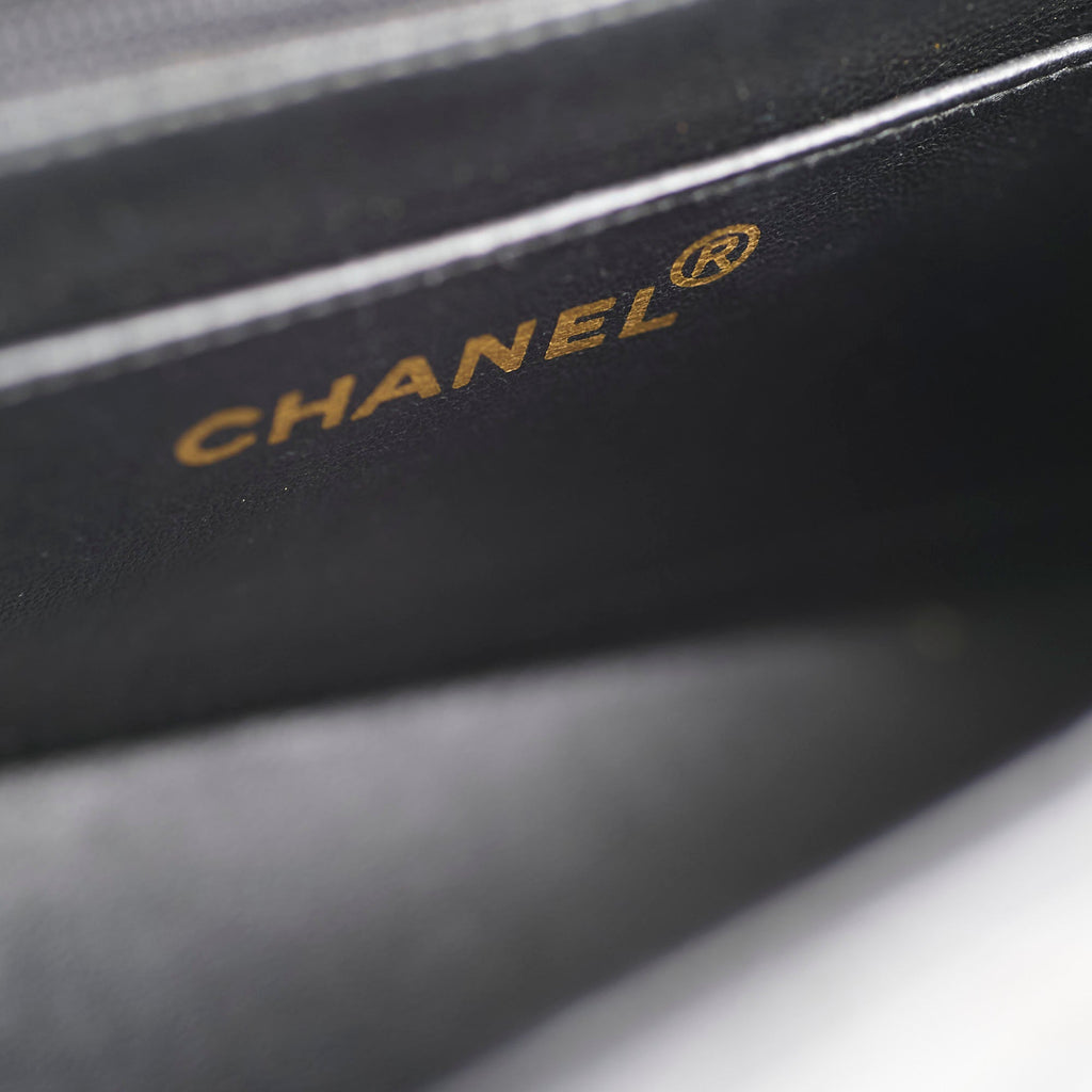 Chanel Small Vintage Diana Lambskin Black (4 Series)