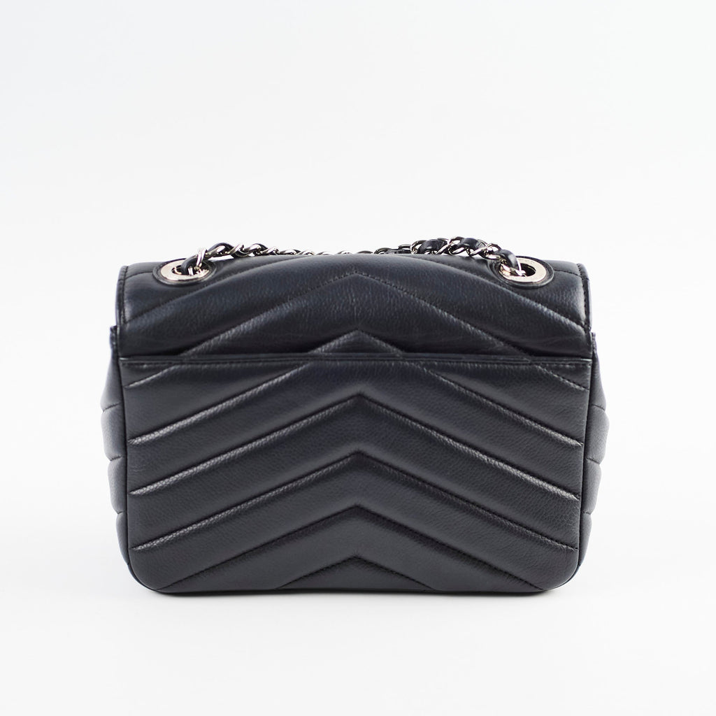 Chanel Caviar Chevron Crossbody Bag Black Series 23
