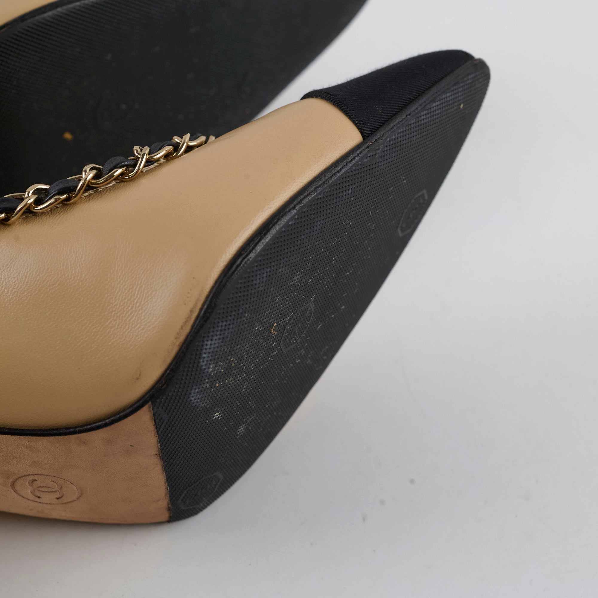 Chanel Chain Cap Toe Pumps Beige Size 35.5