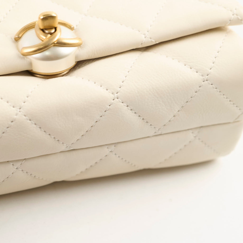 Chanel Calfskin Accordion Pearl Flap Bag White 28 Series