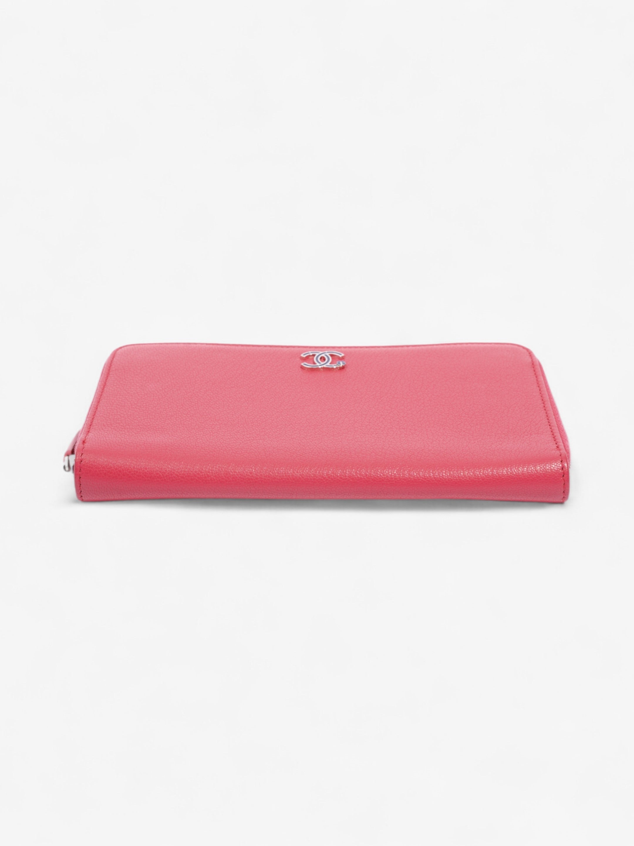 Chanel Zipped Lucky Clover Wallet Pink / Blue Leather