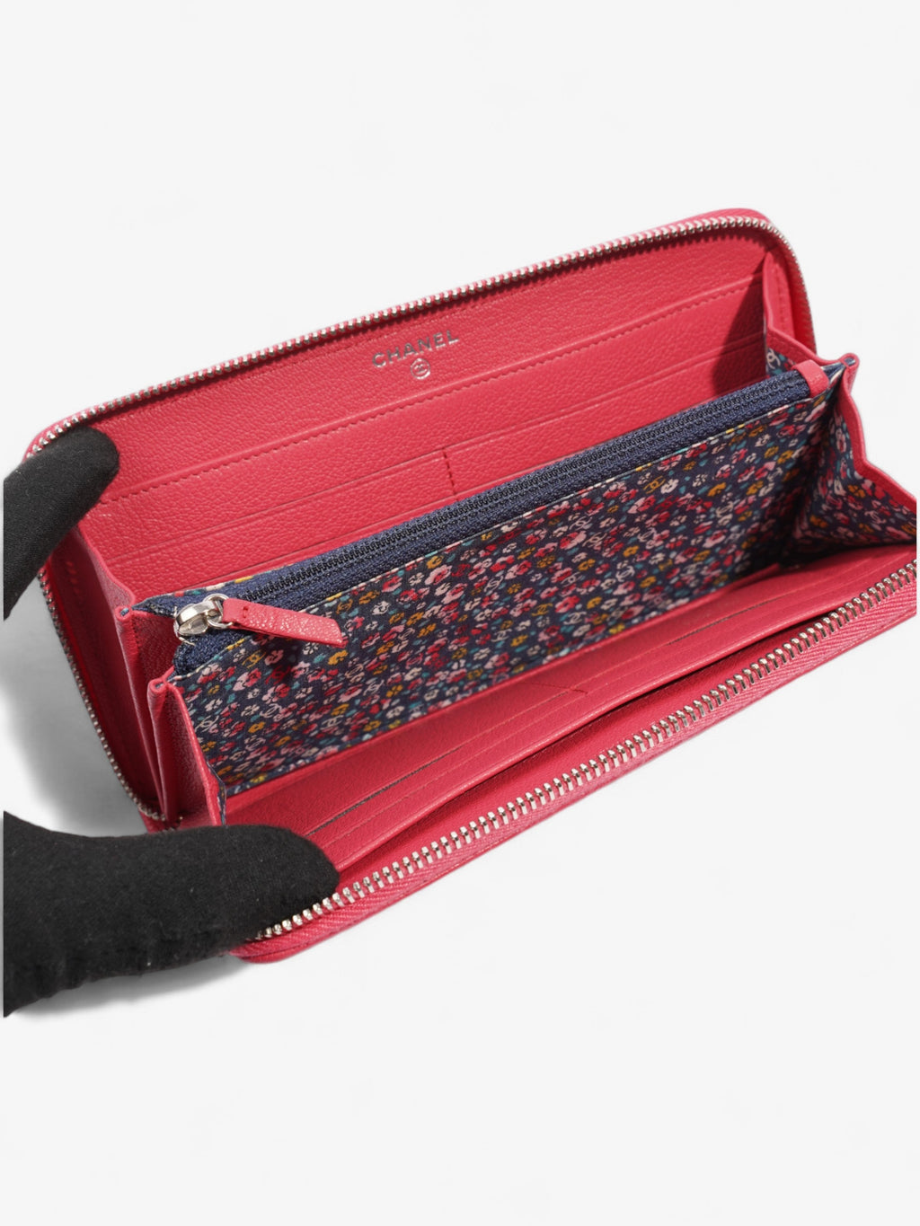 Chanel Zipped Lucky Clover Wallet Pink / Blue Leather