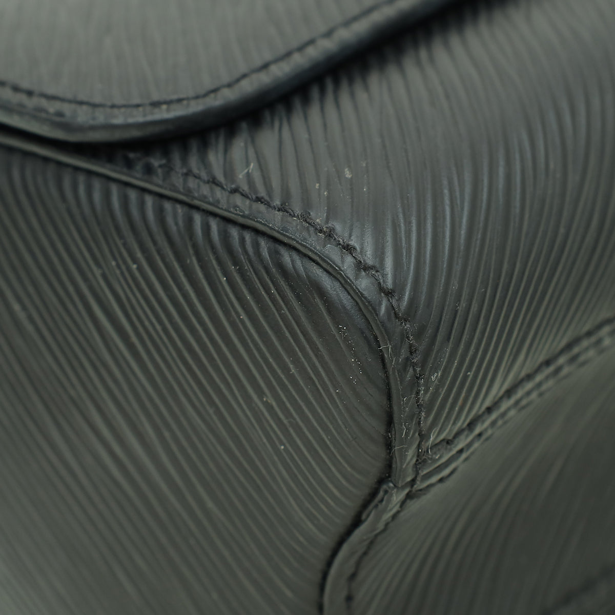Louis Vuitton Black Twist MM Bag