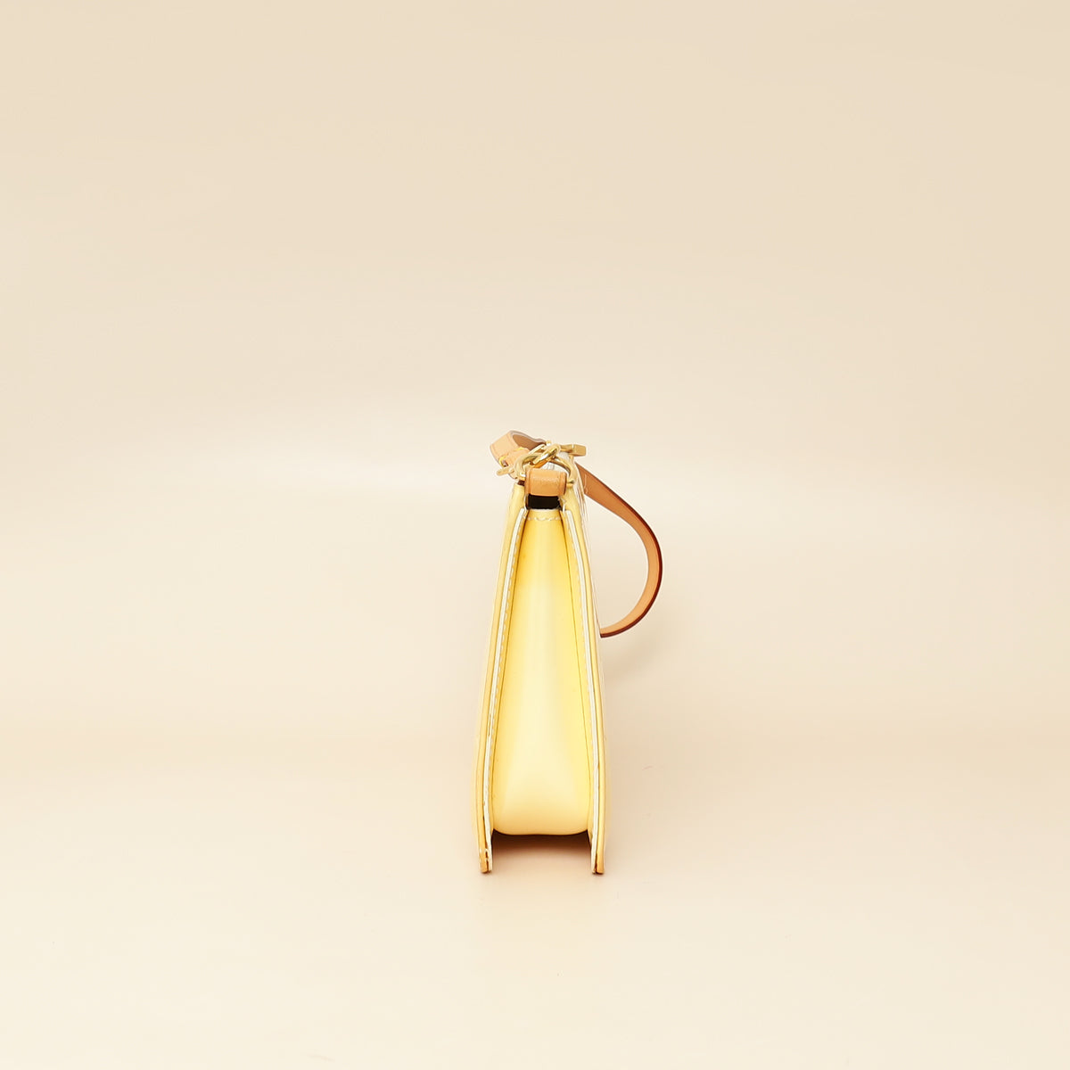 Louis Vuitton Marshmallow Monogram Vernis Lexington Pochette Bag