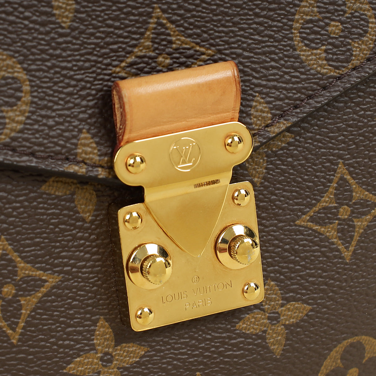 Louis Vuitton Monogram Pochette Metis Bag