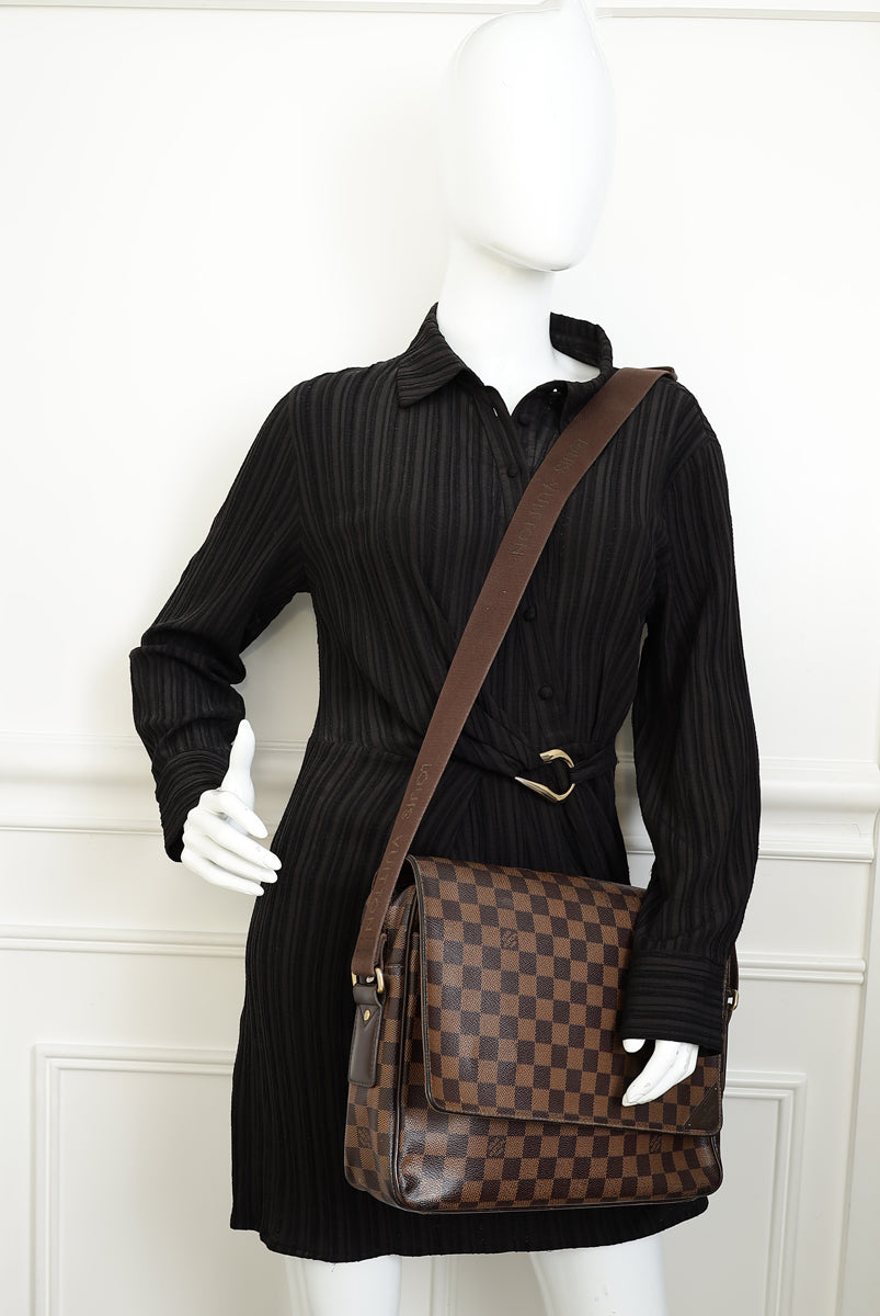 Louis Vuitton Damier Ebene Shelton MM Messenger Bag