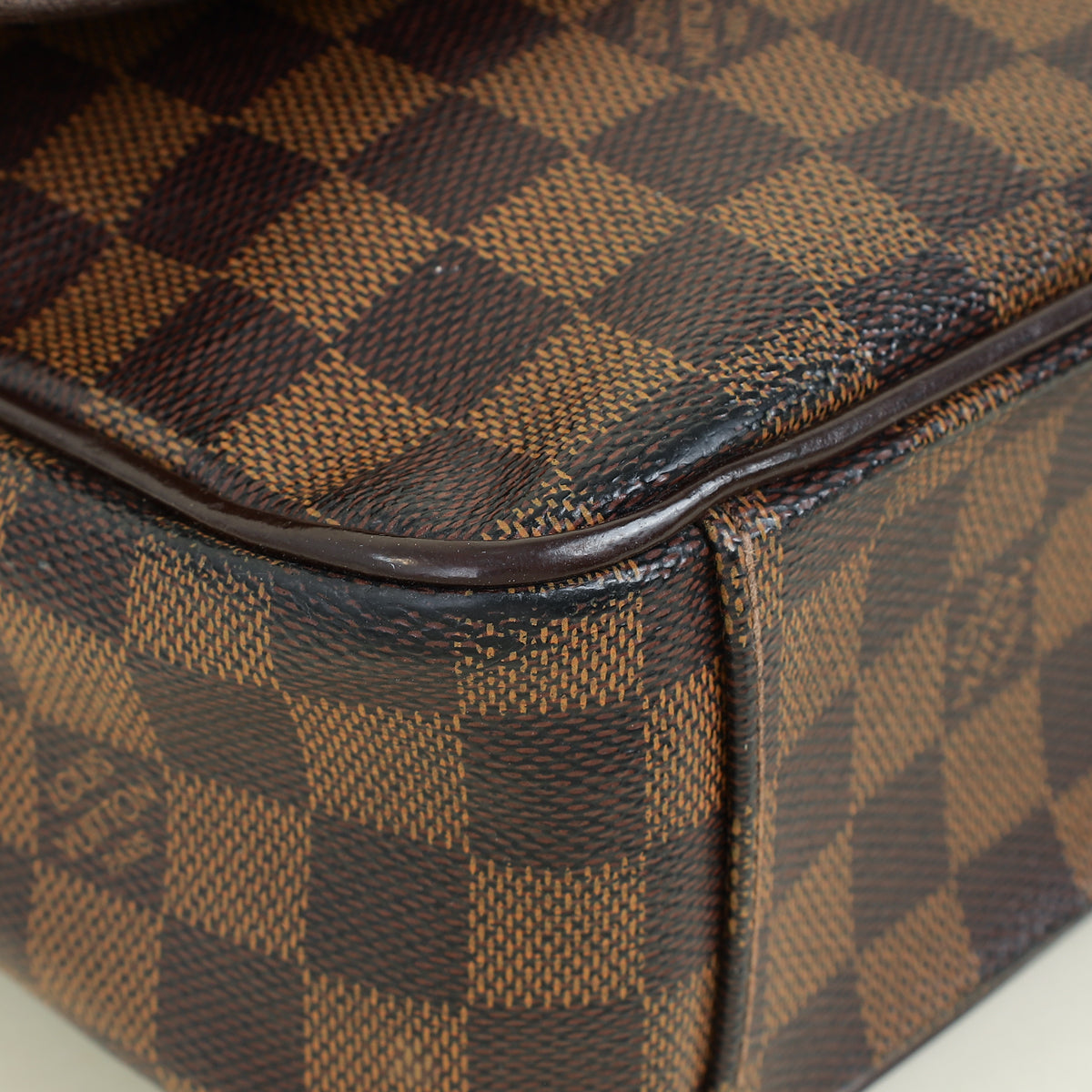 Louis Vuitton Damier Ebene Shelton MM Messenger Bag