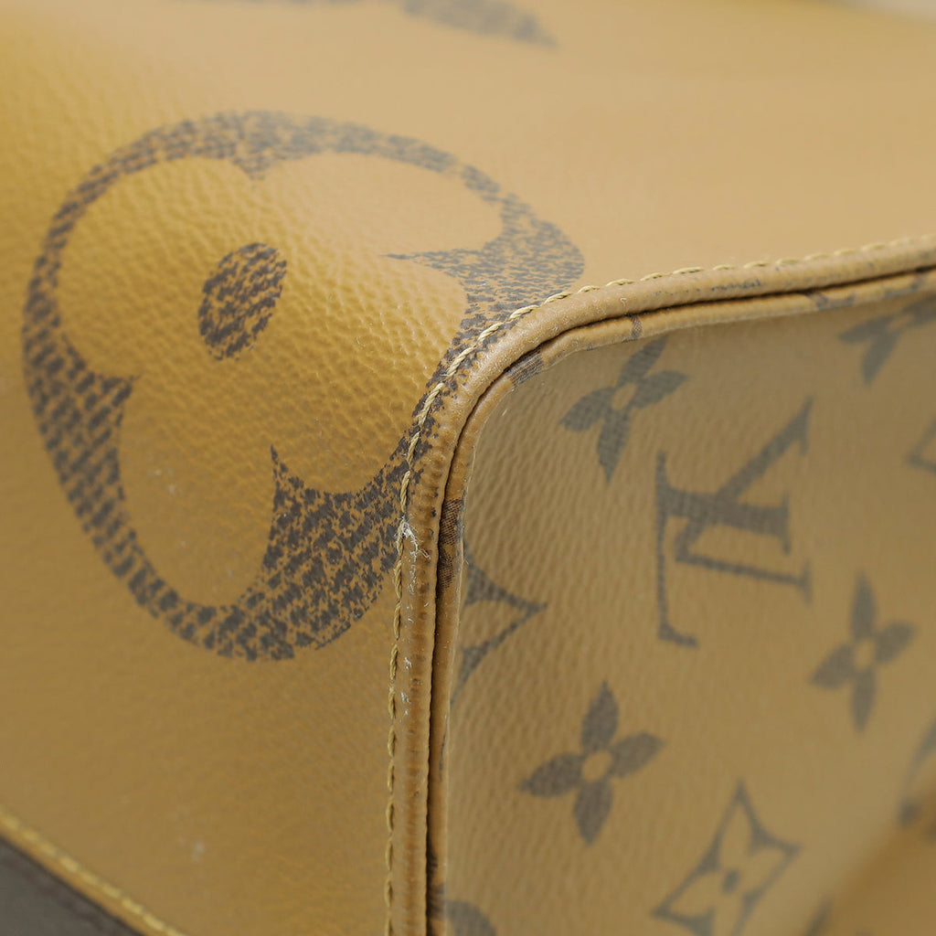 Louis Vuitton Monogram Reverse Onthego MM Bag
