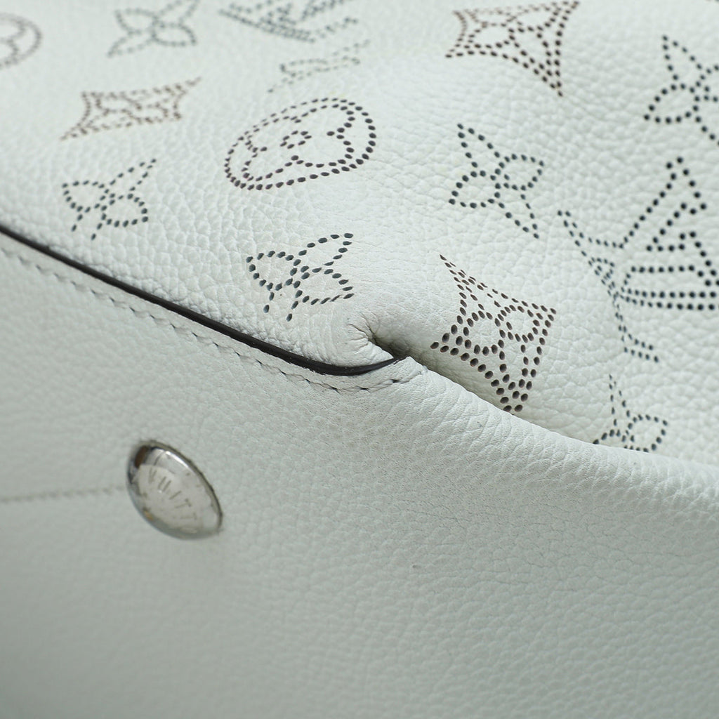 Louis Vuitton White Mahina Beaubourg Hobo MM Bag