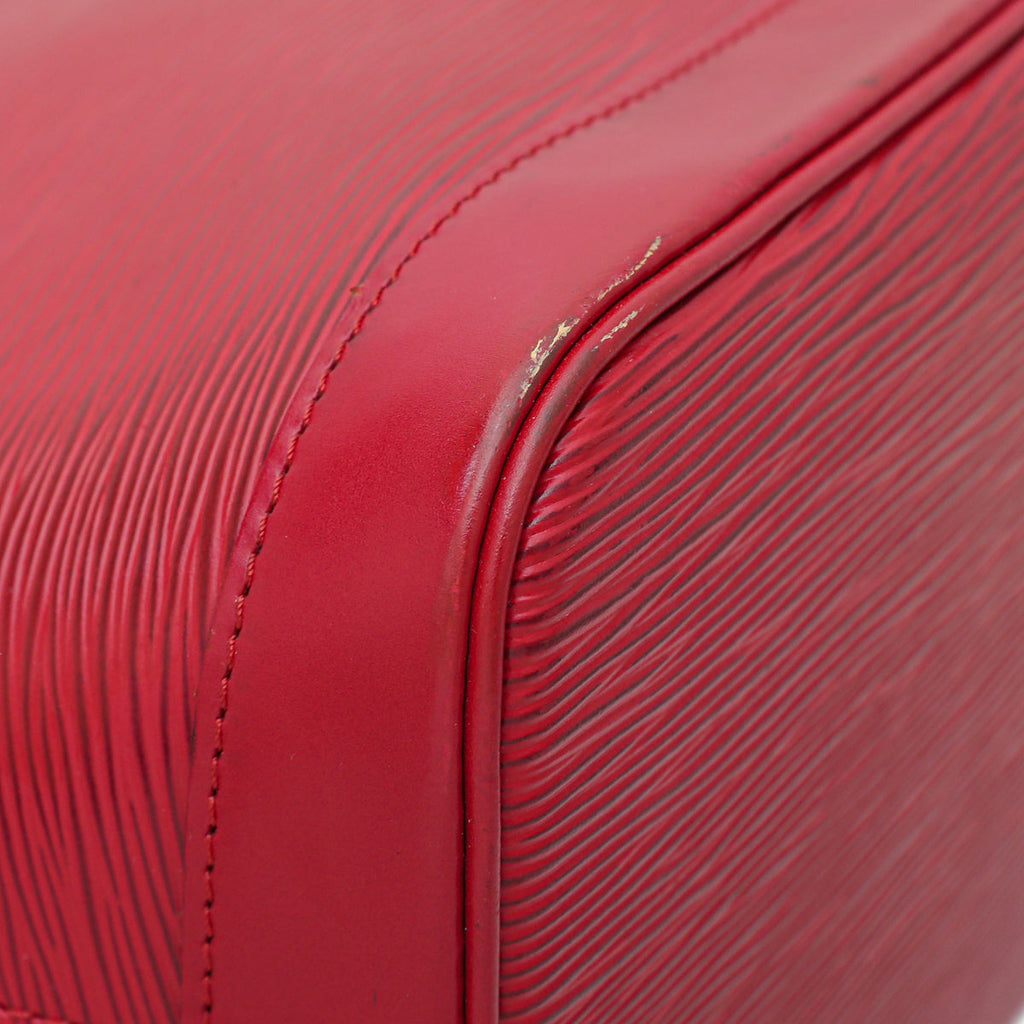 Louis Vuitton Carmine Alma PM Bag