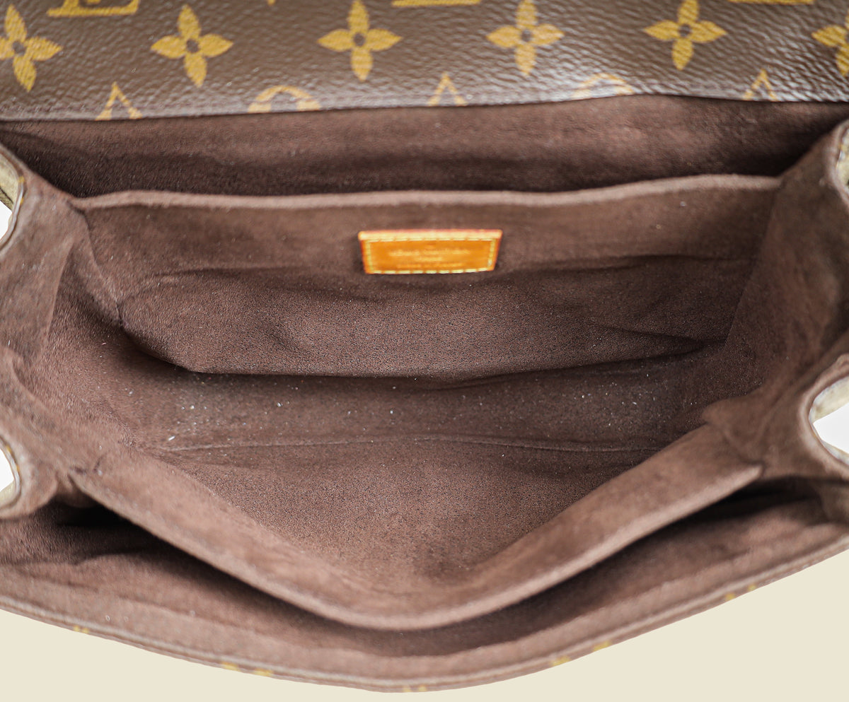 Louis Vuitton Monogram Pochette Metis Bag