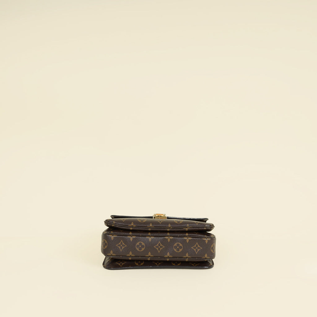 Louis Vuitton Monogram Pochette Metis Bag