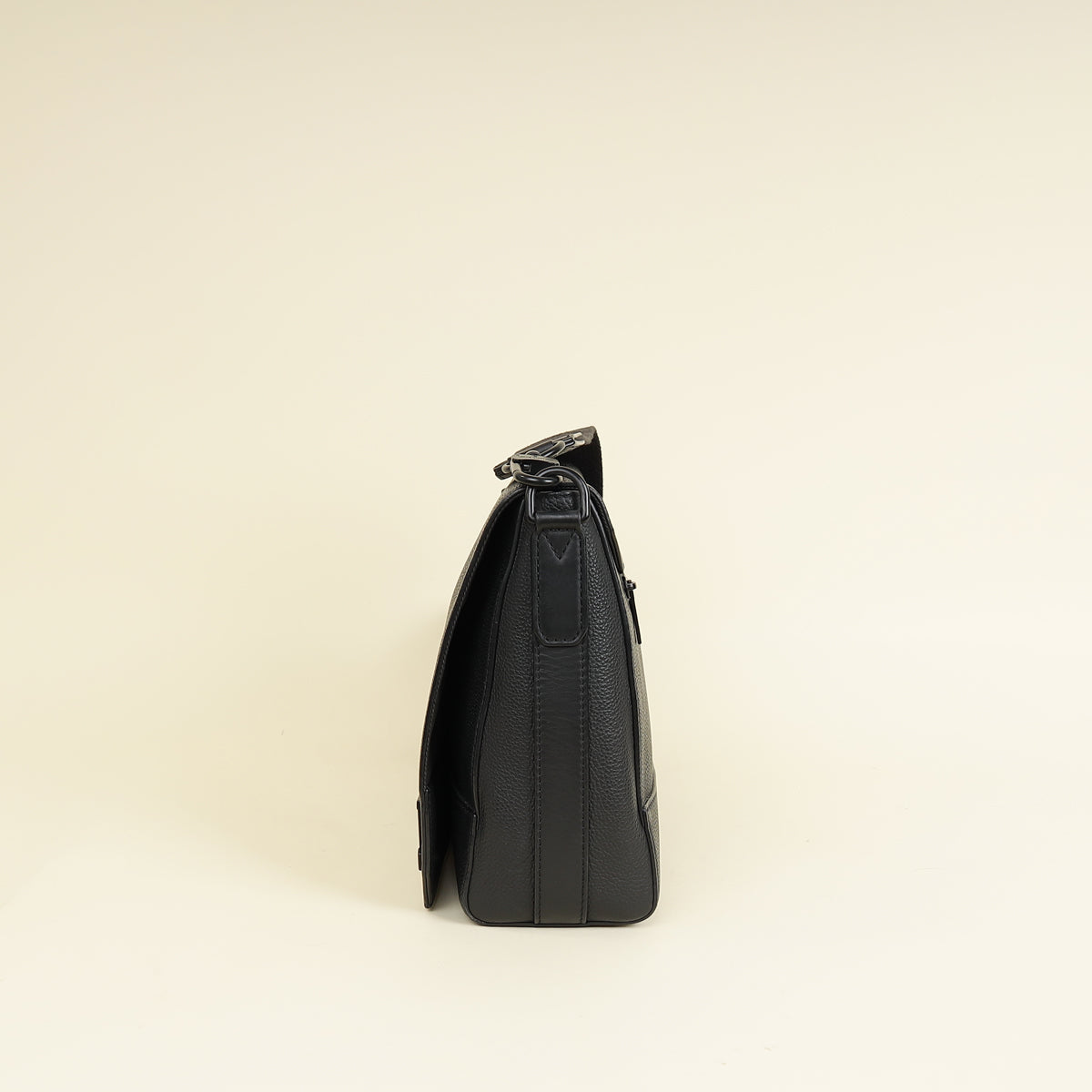 Louis Vuitton Black Aerogram Messenger Bag