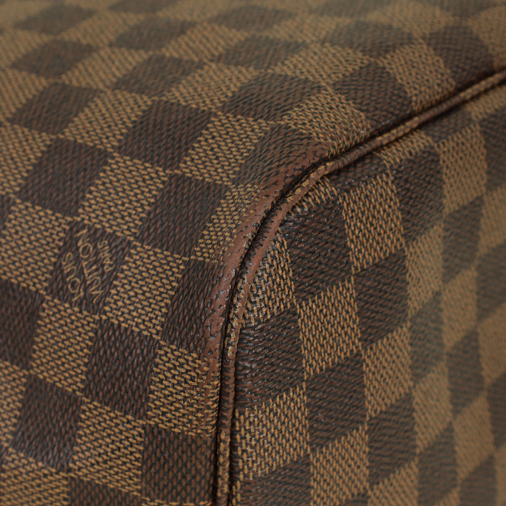 Louis Vuitton Damier Ebene Neverfull MM Bag