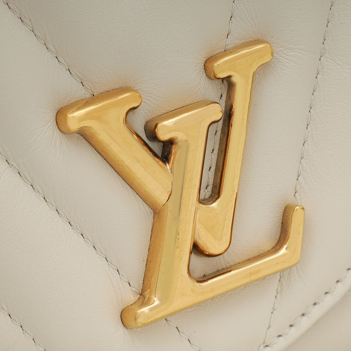 Louis Vuitton Ivory New Wave Flap Chain MM Bag