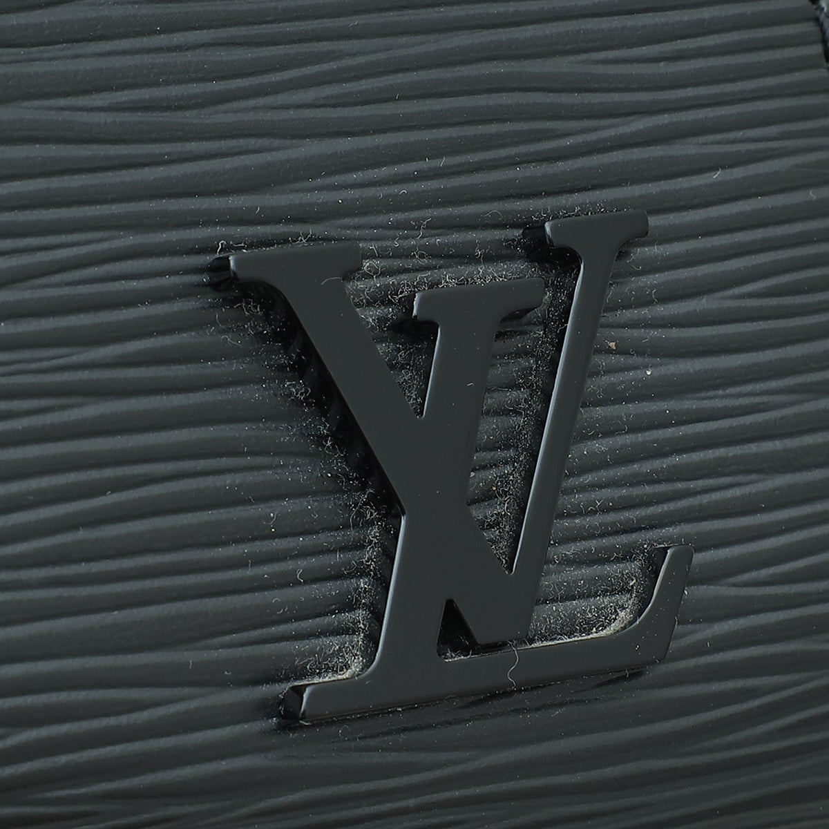 Louis Vuitton Noir Cluny MM Bag