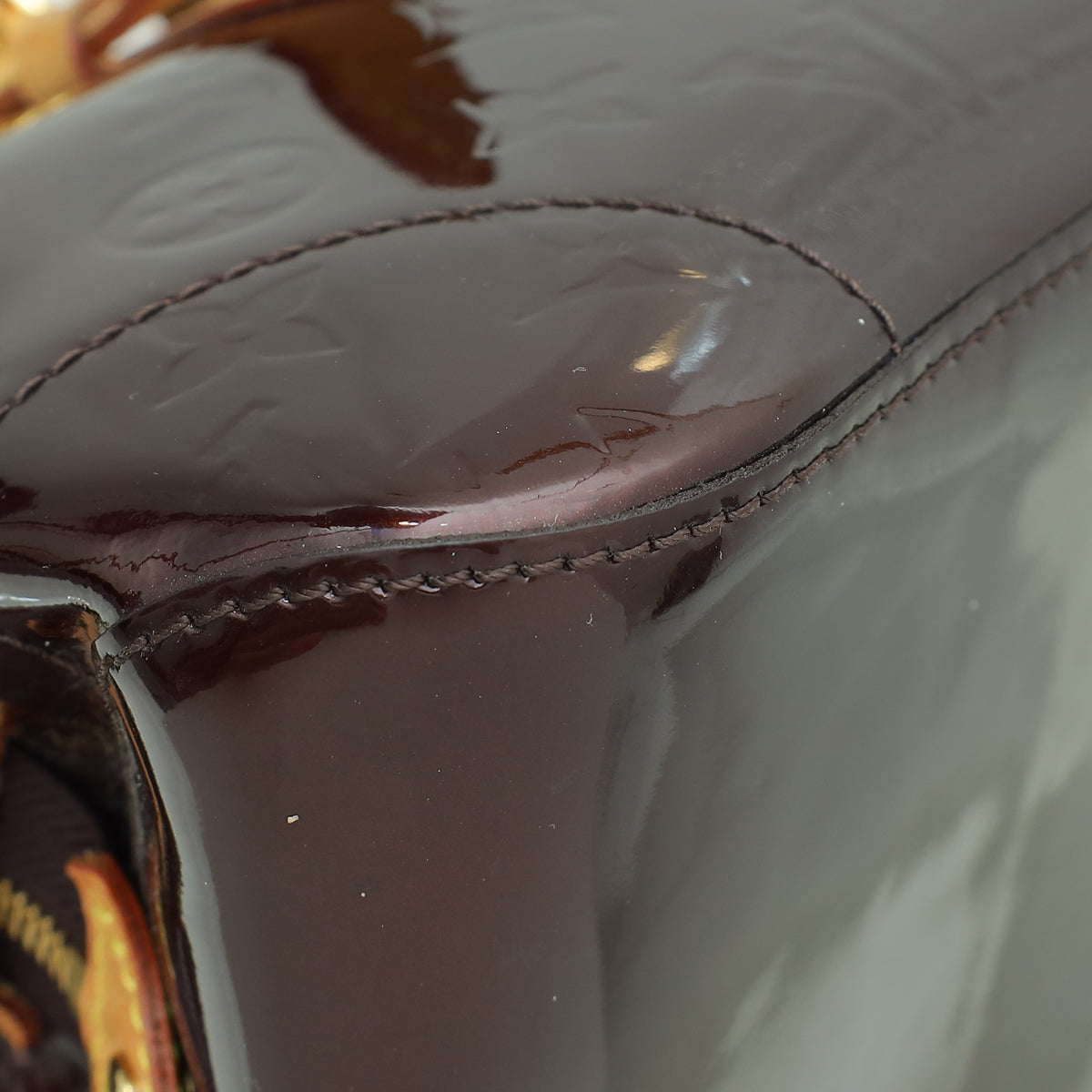 Louis Vuitton Amarante Monogram Vernis Rosewood Avenue Bag
