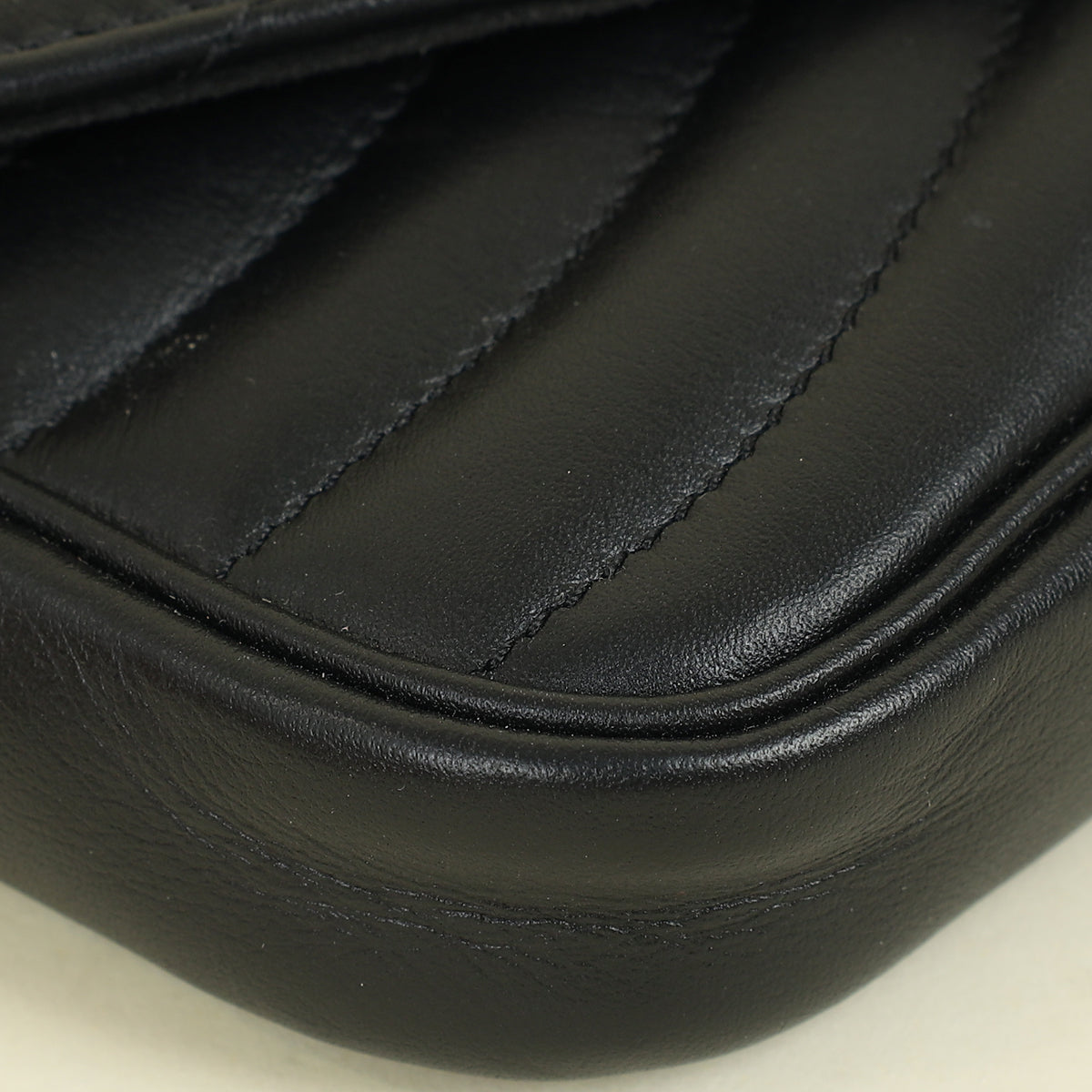 Louis Vuitton Black New Wave Chain Pochette