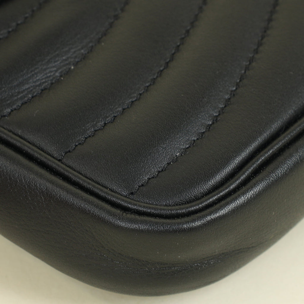 Louis Vuitton Black New Wave Chain Pochette