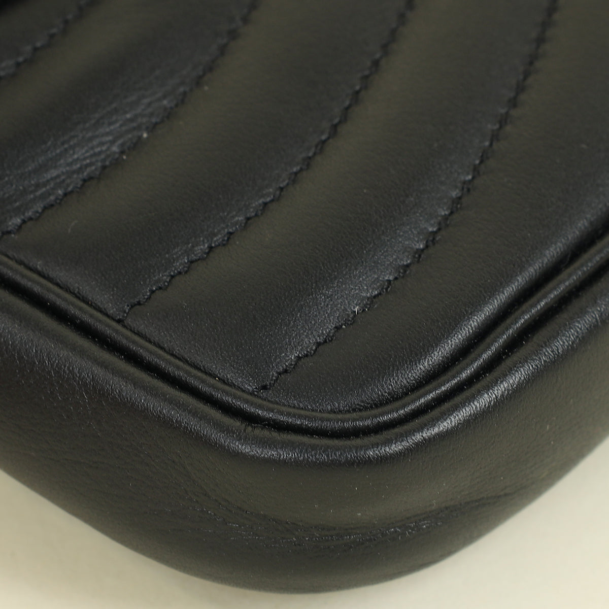Louis Vuitton Black New Wave Chain Pochette
