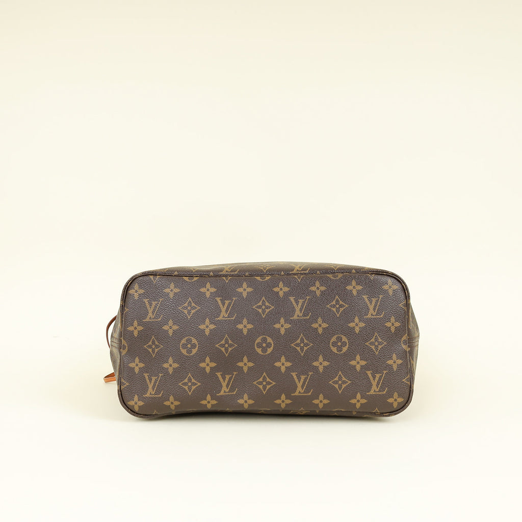 Louis Vuitton Monogram Neverfull MM Bag