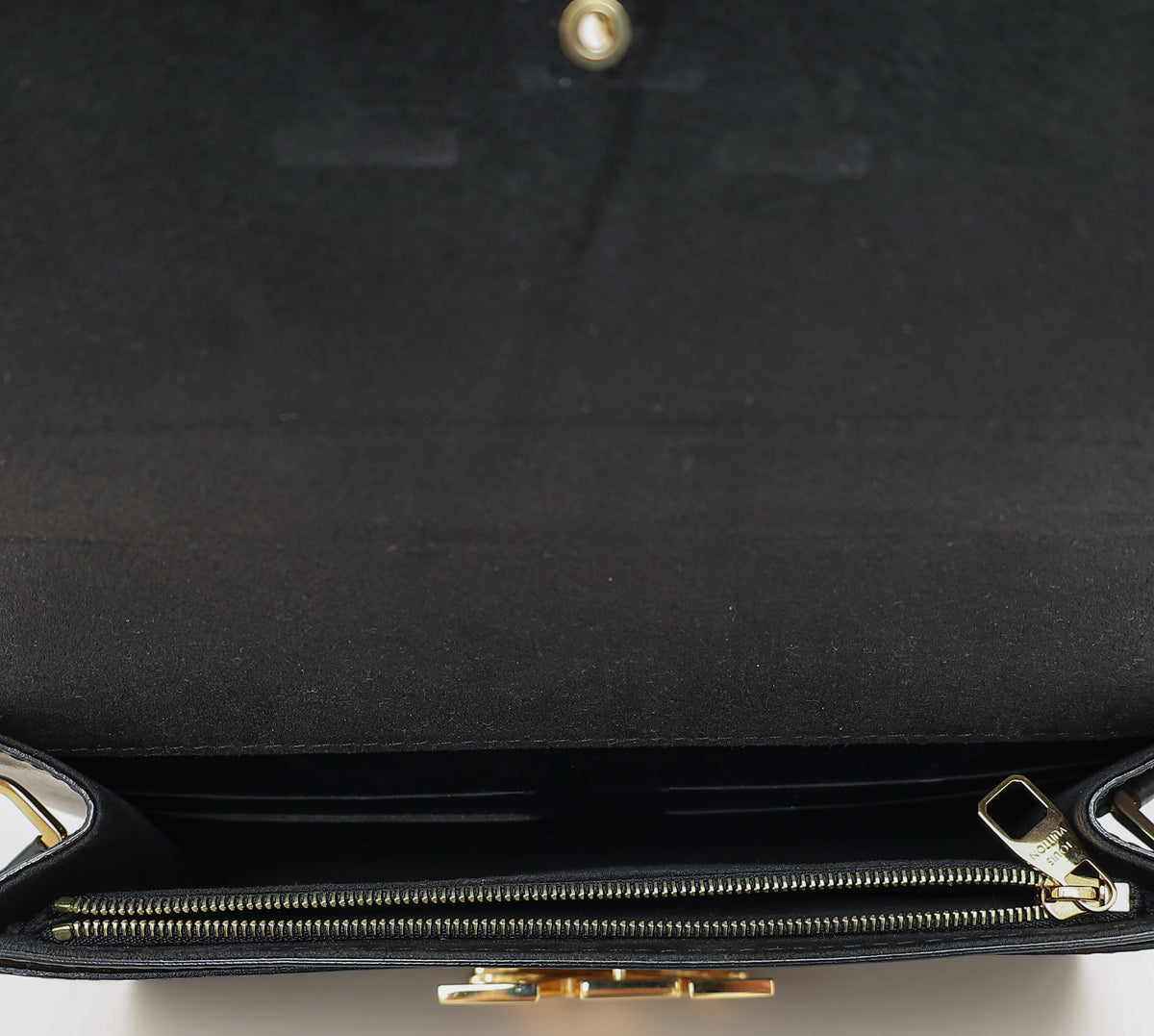 Louis Vuitton Black Louise Matte Chain Clutch