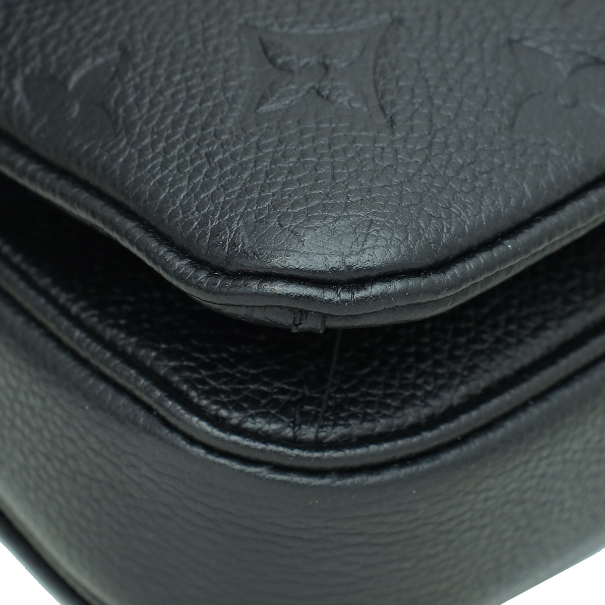 Louis Vuitton Black Monogram Empreinte Pochette Metis East West Bag